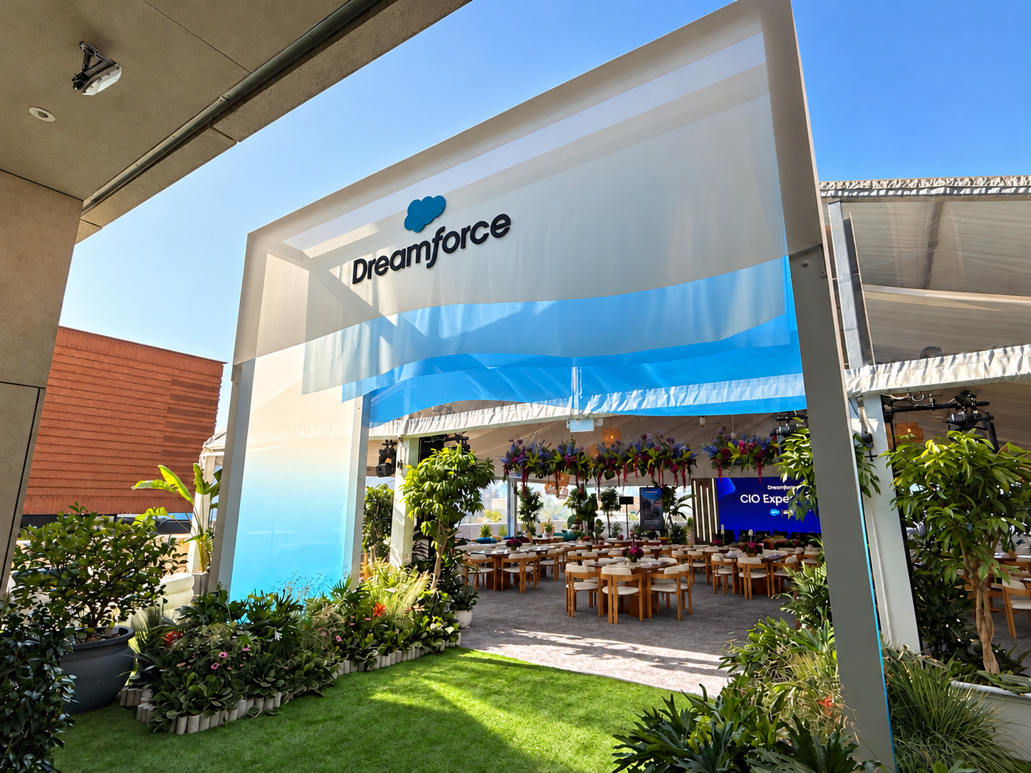 Dreamforce Entrance Angled