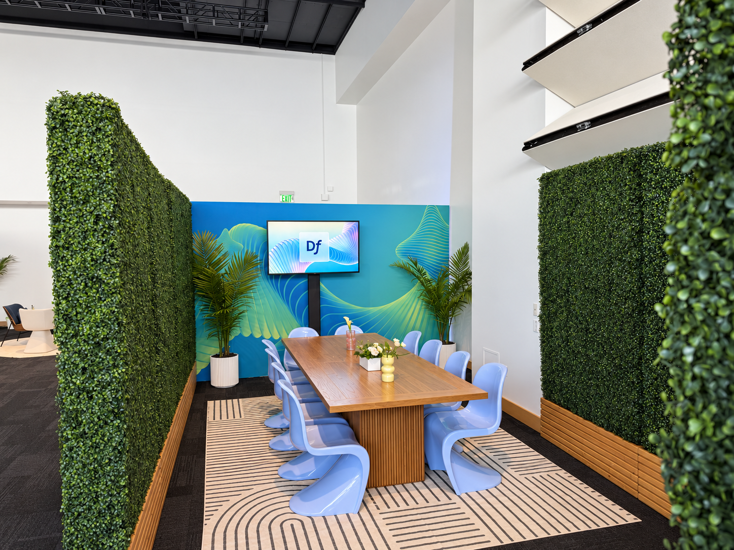 Refined oak meeting lounge